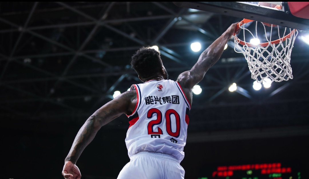 注册领彩金-关键时刻深圳男篮外线爆发——足总杯节点到来,话题不断,球队文化再被提及(led灯用时间长了慢慢变暗)