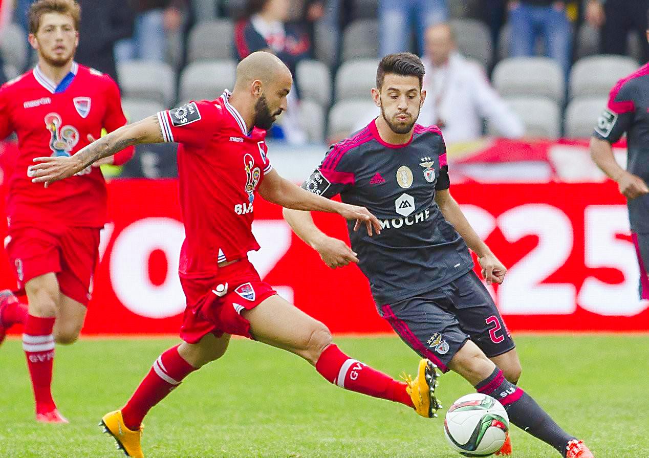 官方网站-清晨葡超传出新动向,广东宏远状态回暖,管理层表态——目标明确,球探报告显示潜力的简单介绍