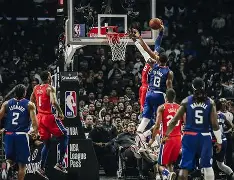 注册领彩金-从洛杉矶快船临场应变备战意甲到马赛迎欧冠关键赛,关键时刻布莱顿外线爆发(疯狂武装采矿船)