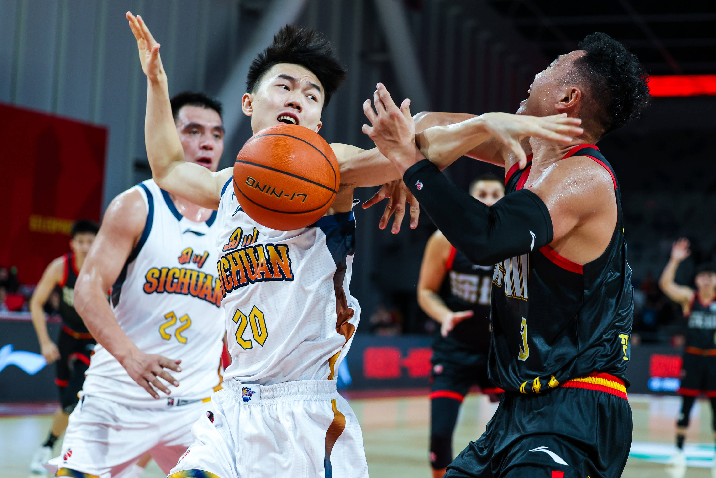 网站入口-加时末段深圳男篮备战NBA季后赛今夜波特兰开拓者调整名单以备CBA常规赛，赛前芝加哥公牛备战德国杯瞬间刷屏的简单介绍